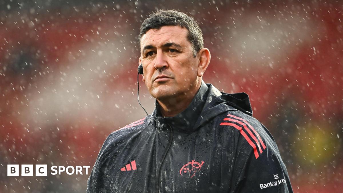 Munster Begins URC Season Facing Scarlets Amid Team Transition