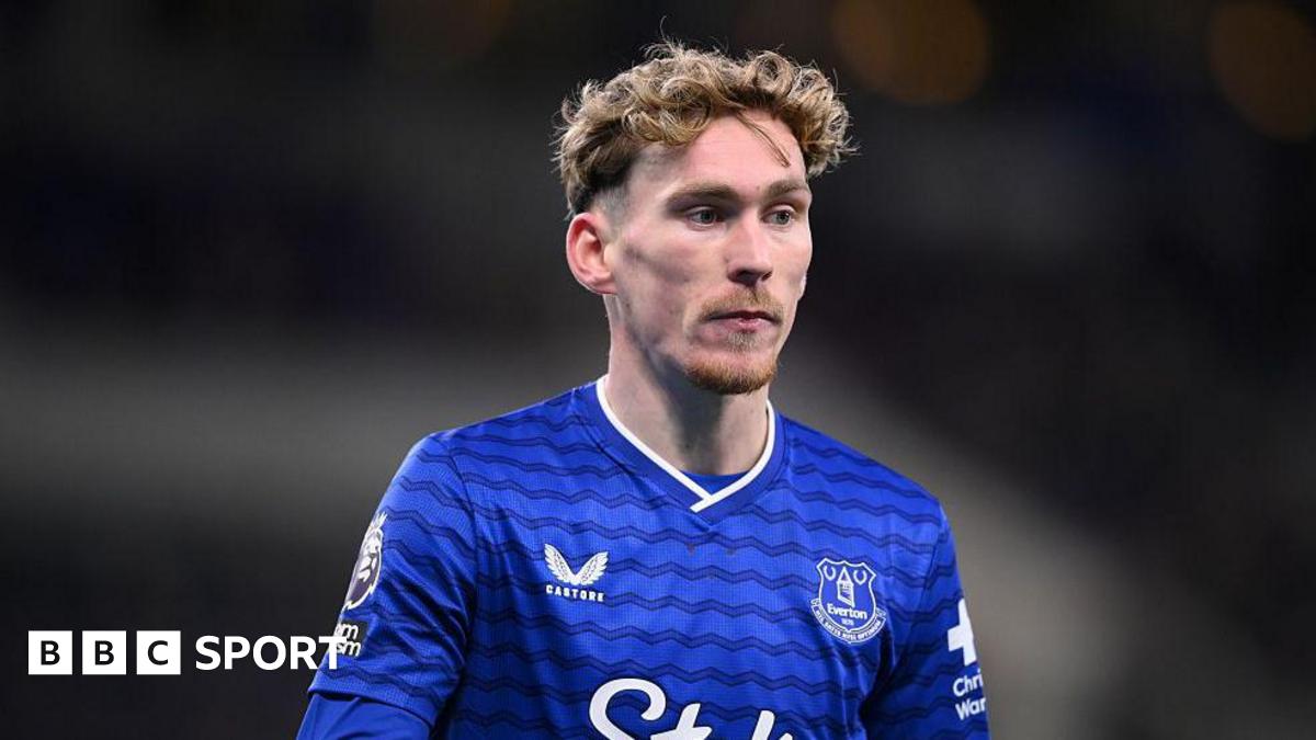 Garner signs new Everton deal to June 2030