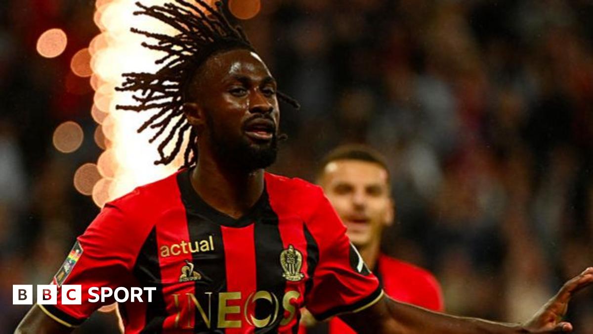 Villa agree £30m deal for Nice striker Guessand