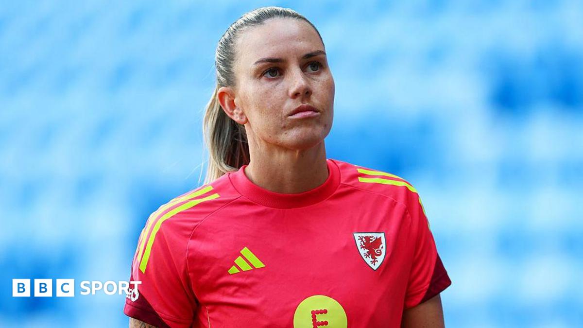 Wales defender Evans set to join Newcastle