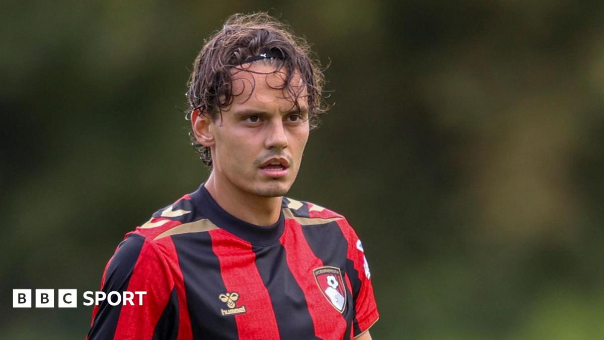 Unal completes move from Bournemouth to Getafe
