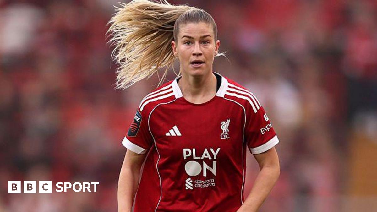 Liverpool midfielder Hobinger suffers ACL injury