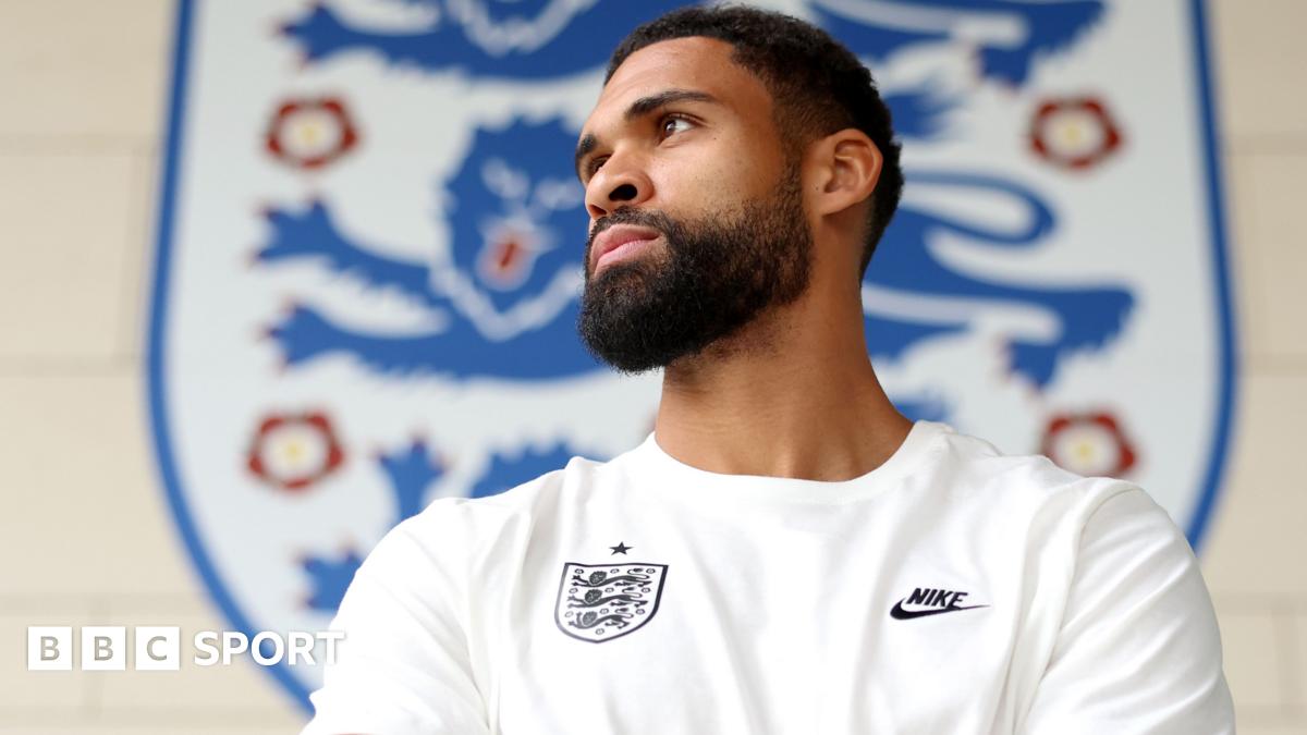 Loftus-Cheek and Quansah added to England squad