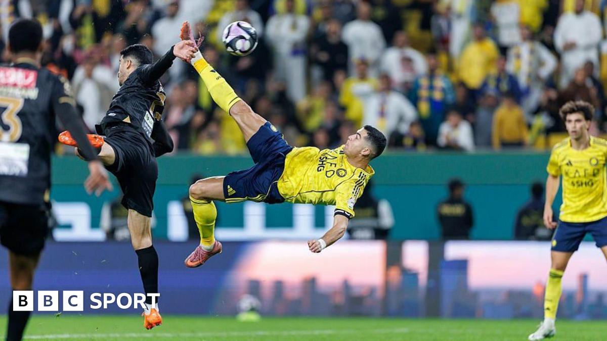 Watch Ronaldo Scoring Stunning Overhead Kick