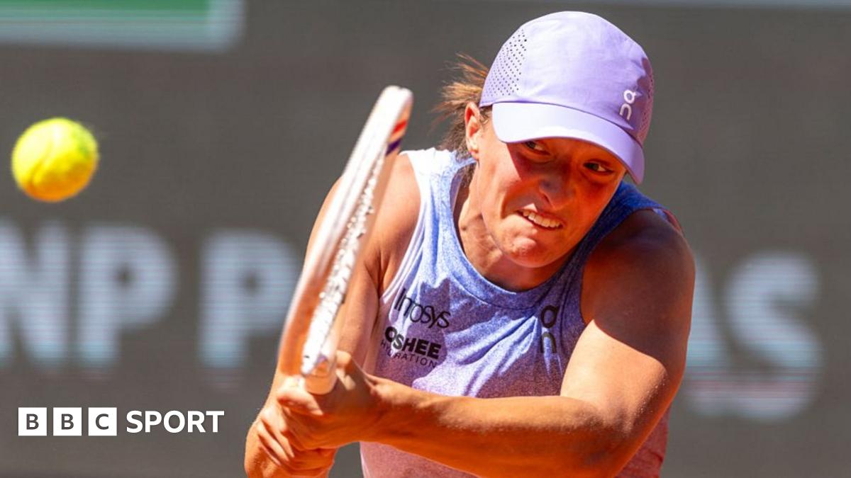 Iga Swiatek vs Elena Rybakina at French Open 2025