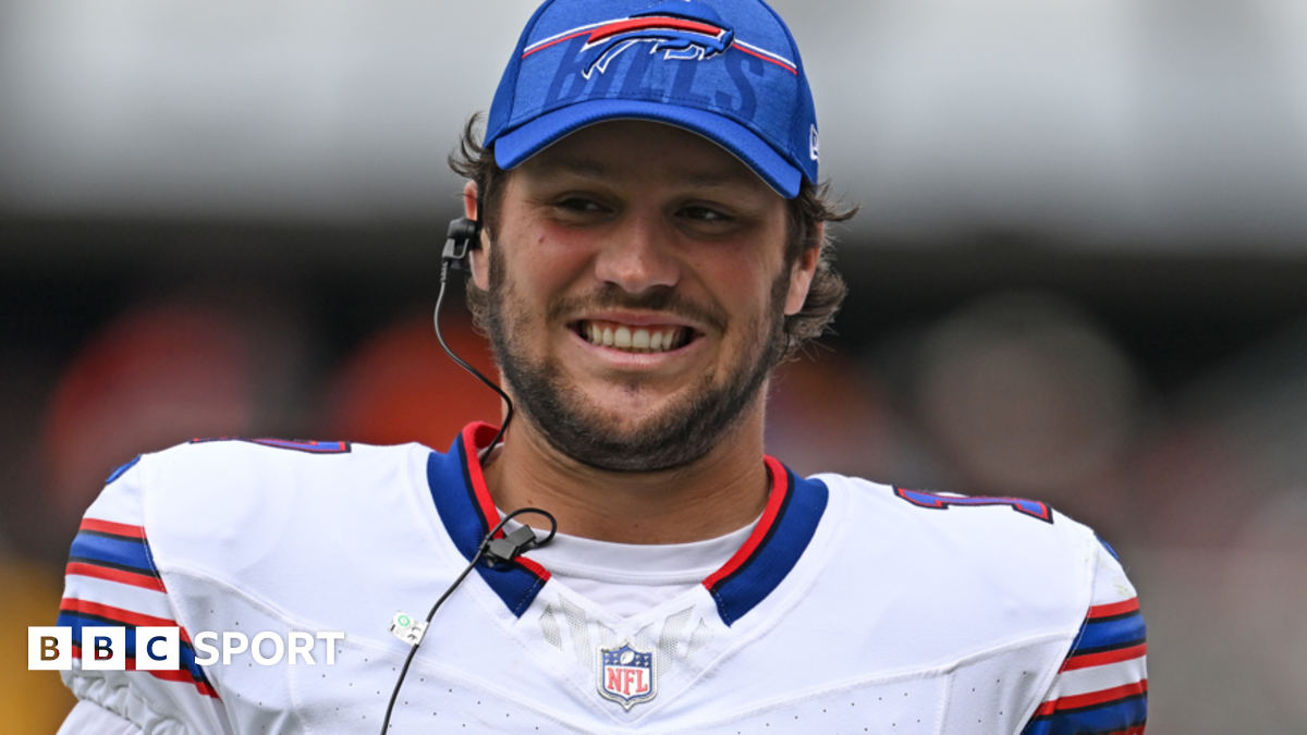 Bills quarterback Allen agrees record £255m contract extension