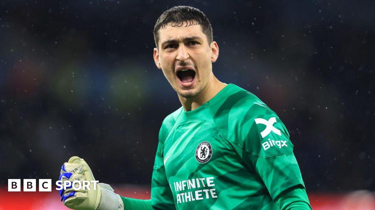 Bournemouth sign Chelsea keeper Petrovic for £25m