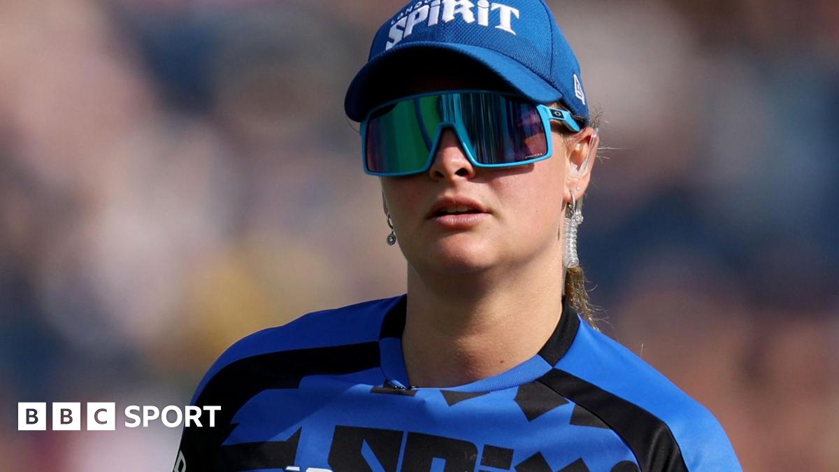 Gibson sold for £190K at inaugural Hundred auction