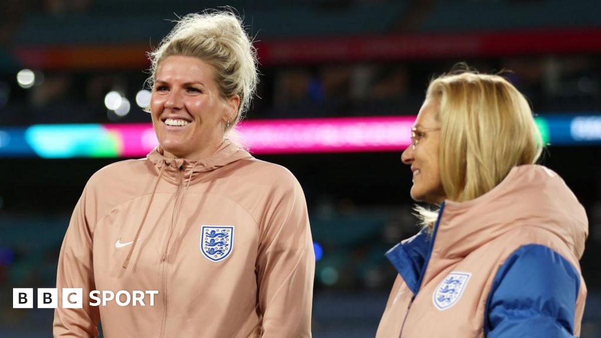 Wiegman wanted retired Bright in England squad