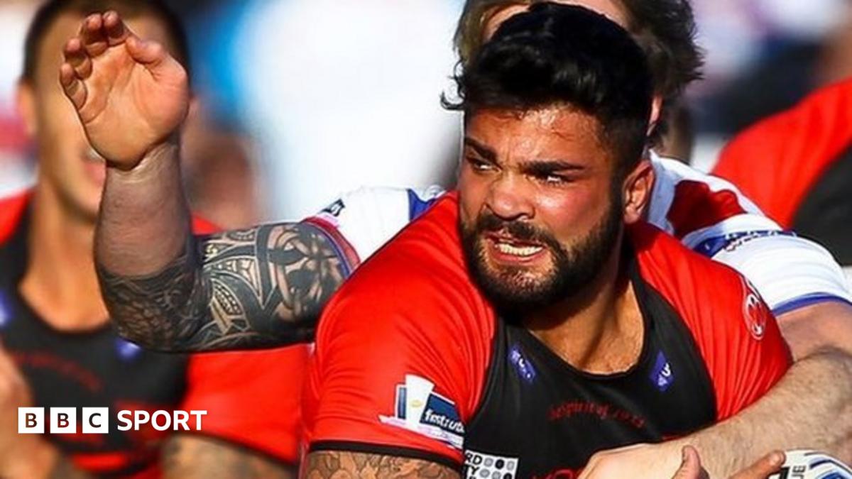 Jason Walton: Wakefield Wildcats sign London centre - BBC Sport