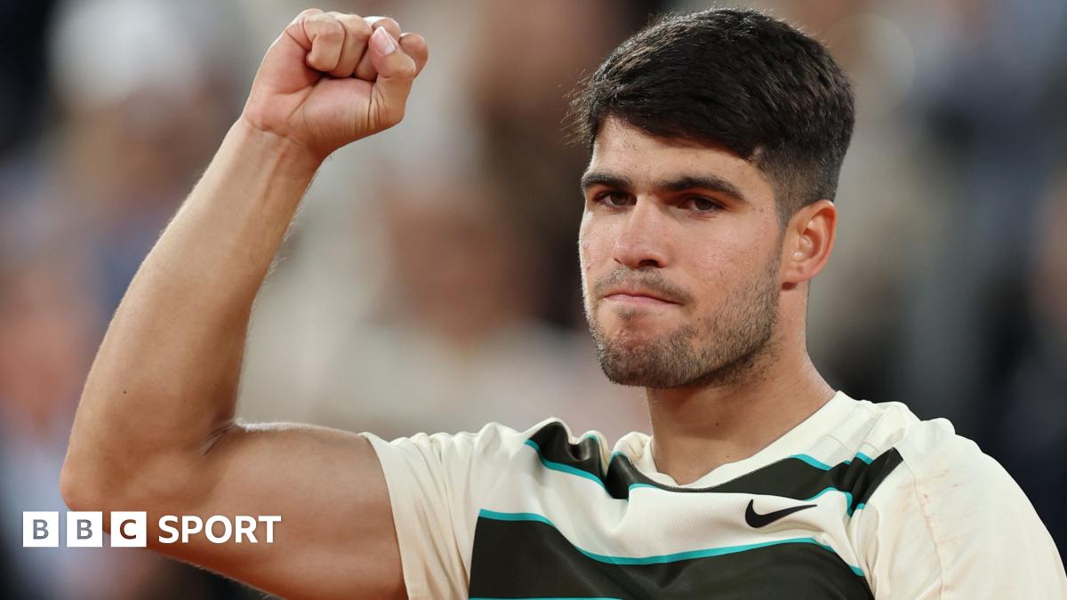 Alcaraz storms through to semi-final with Musetti