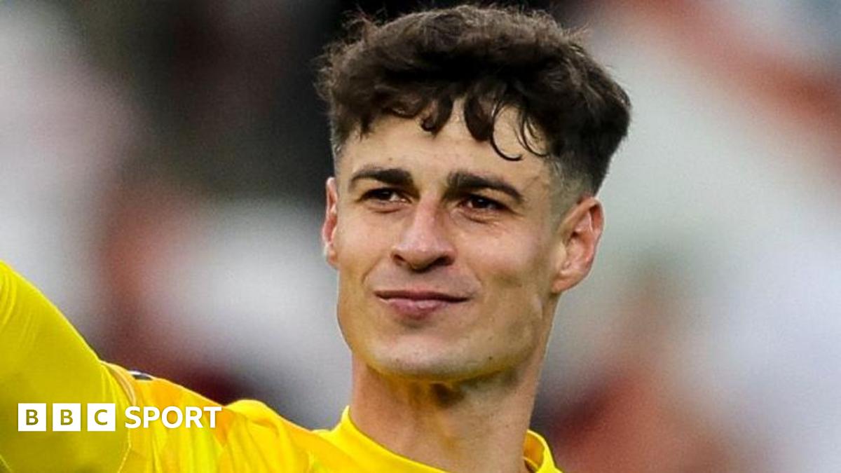 Arsenal sign goalkeeper Kepa from Chelsea for £5m