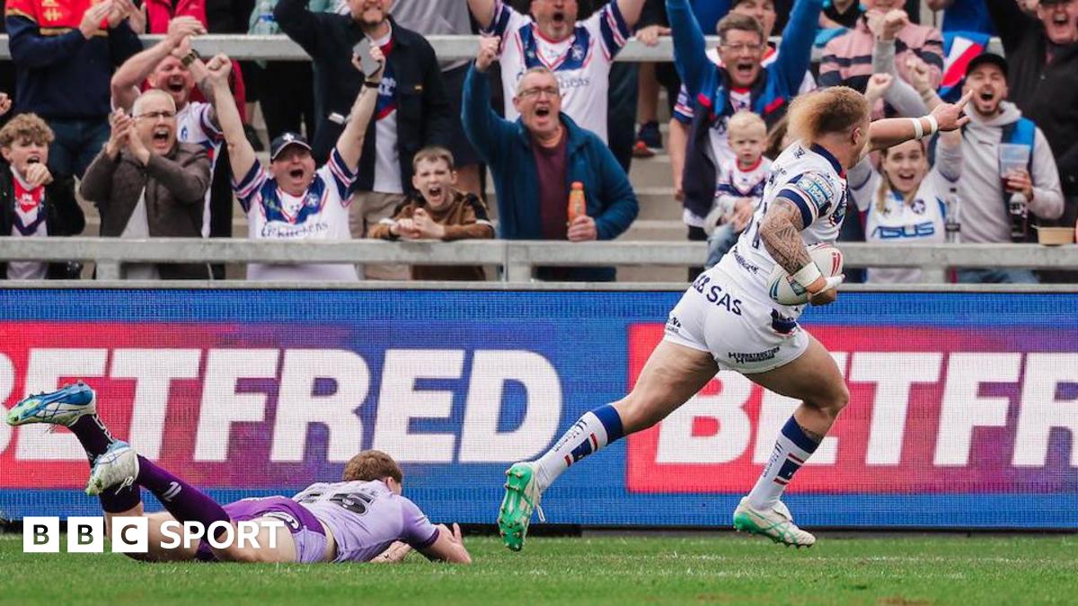 Wakefield Trinity Secures Super League Top Six Spot with 40-10 Win over Warrington