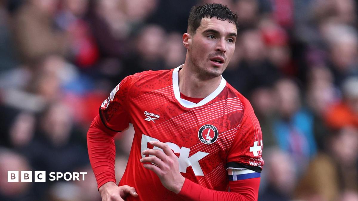 Lloyd Jones Extends Contract with Charlton Athletic