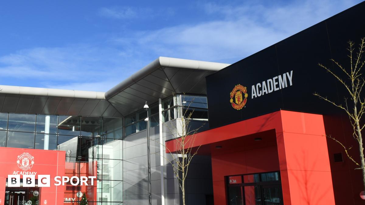 Manchester United Plans Stephen Torpey as New Academy Director