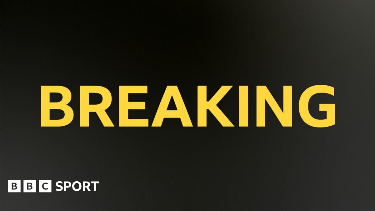 Leeds United wins Championship title, promoted to Premier League
