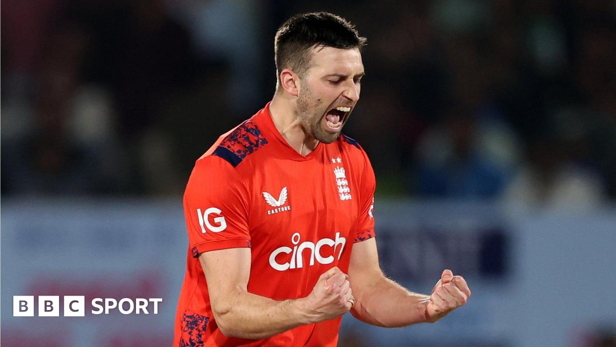 England beat India to keep T20 series alive