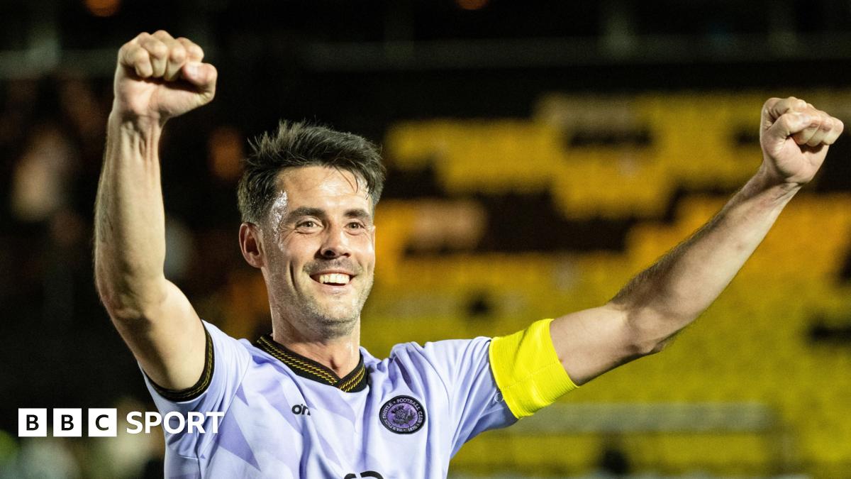 Veteran Striker Brian Graham Joins Falkirk on One-Year Deal