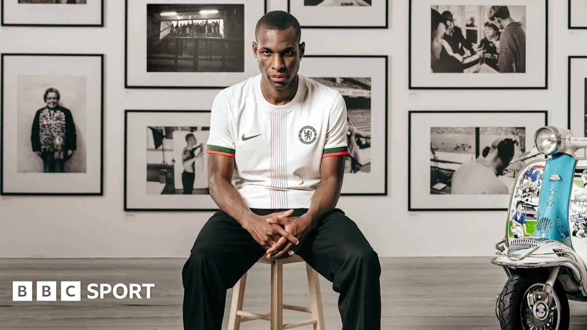 Chelsea, United, Liverpool Launch New Kits