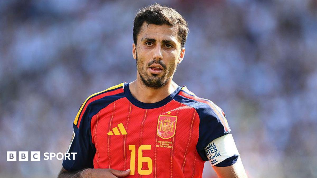 Rodri lands in Barcelona to complete 'dream' move