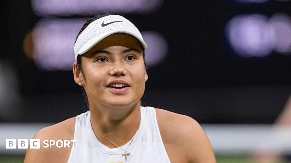 Raducanu does not trust 'dodgy' electronic line calls at Wimbledon