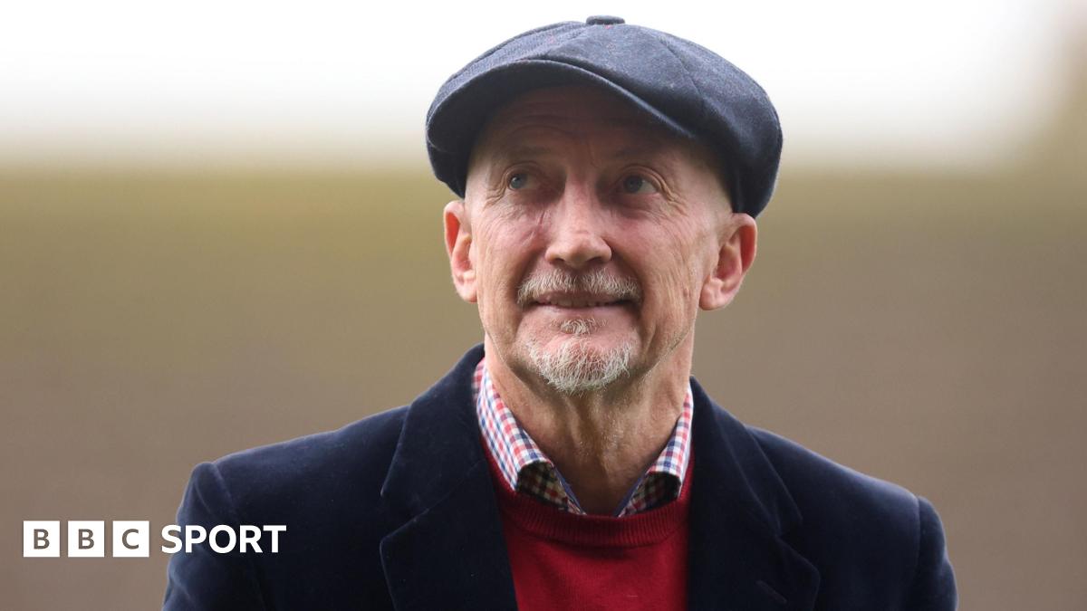 'Taught me everything' - Swindon boss Holloway on Bristol Rovers return