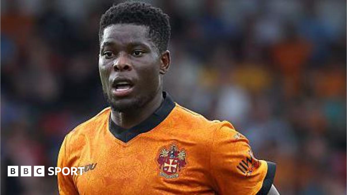 Marhsall Munetsi: Wolves midfielder not worried about his future