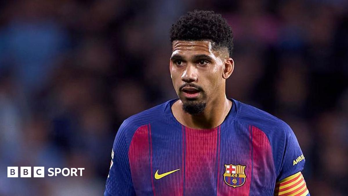 Liverpool land Araujo on season-long loan