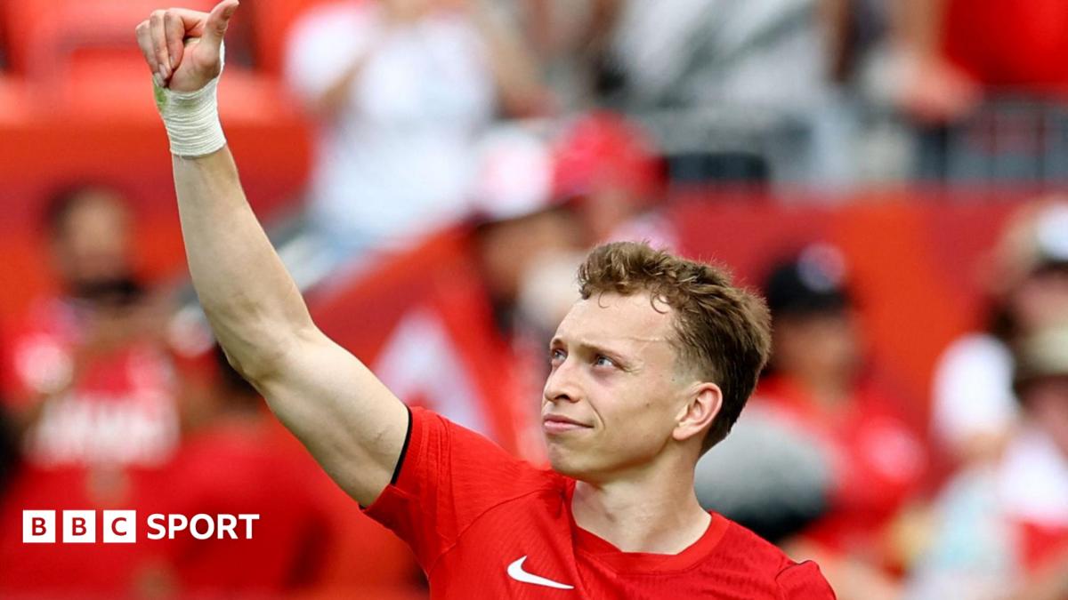 Celtic: Alistair Johnston helps Canada earn first World Cup point