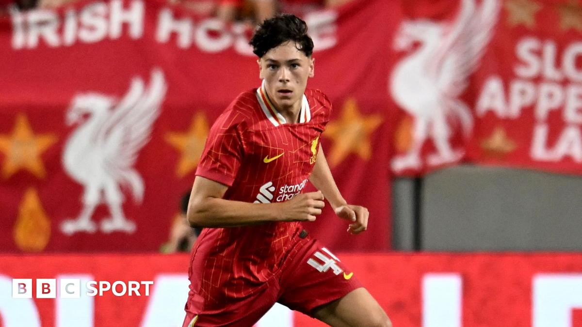 Charlton sign Liverpool left-back Chambers on loan