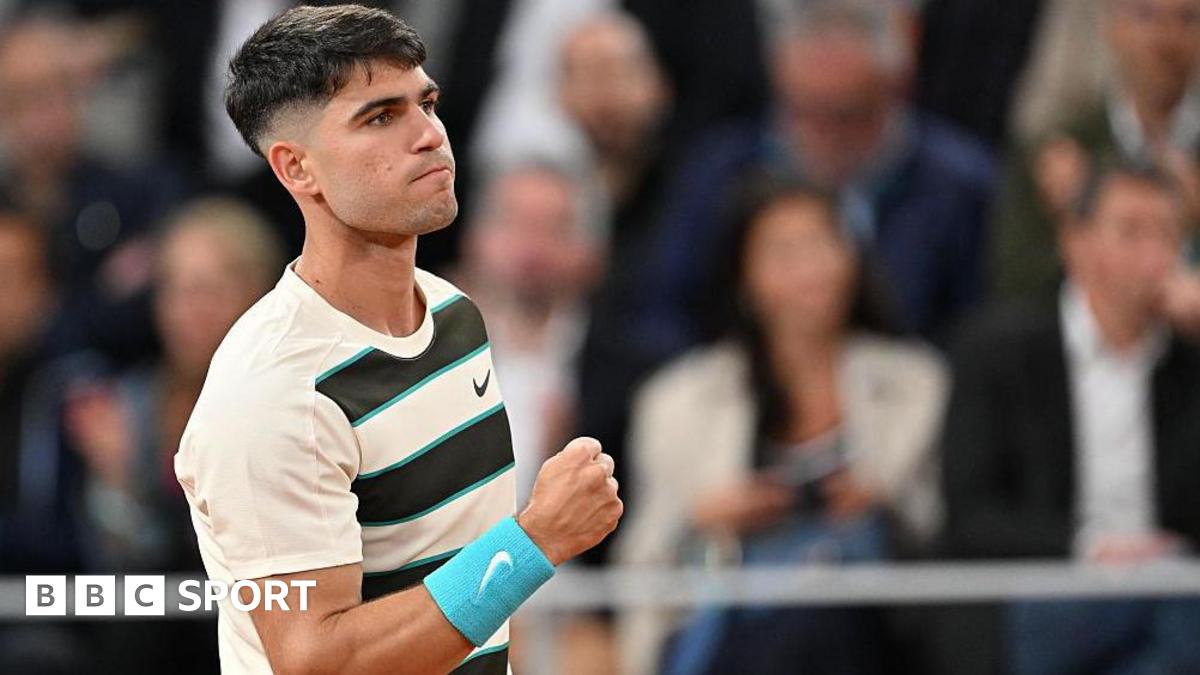 Alcaraz overcomes blip to progress to round three