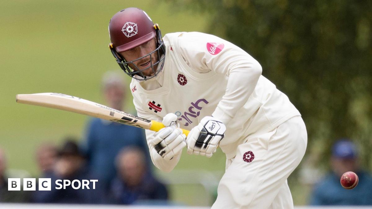Northamptonshire All-rounder Rob Keogh Extends Contract Through 2026
