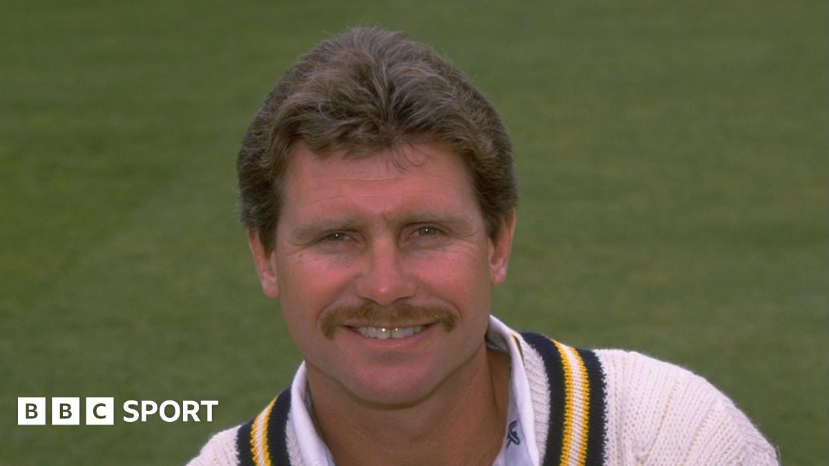 Robin Smith, Former England Cricketer, Dies Aged 62