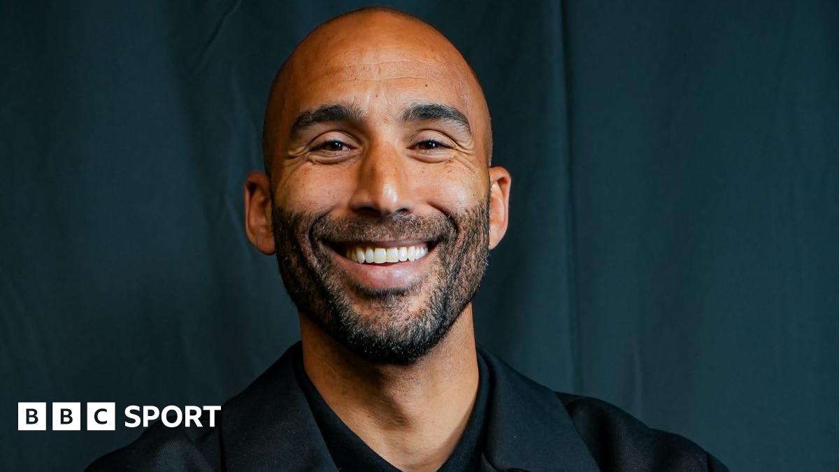 Walsall name ex-Huddersfield boss Grant head coach