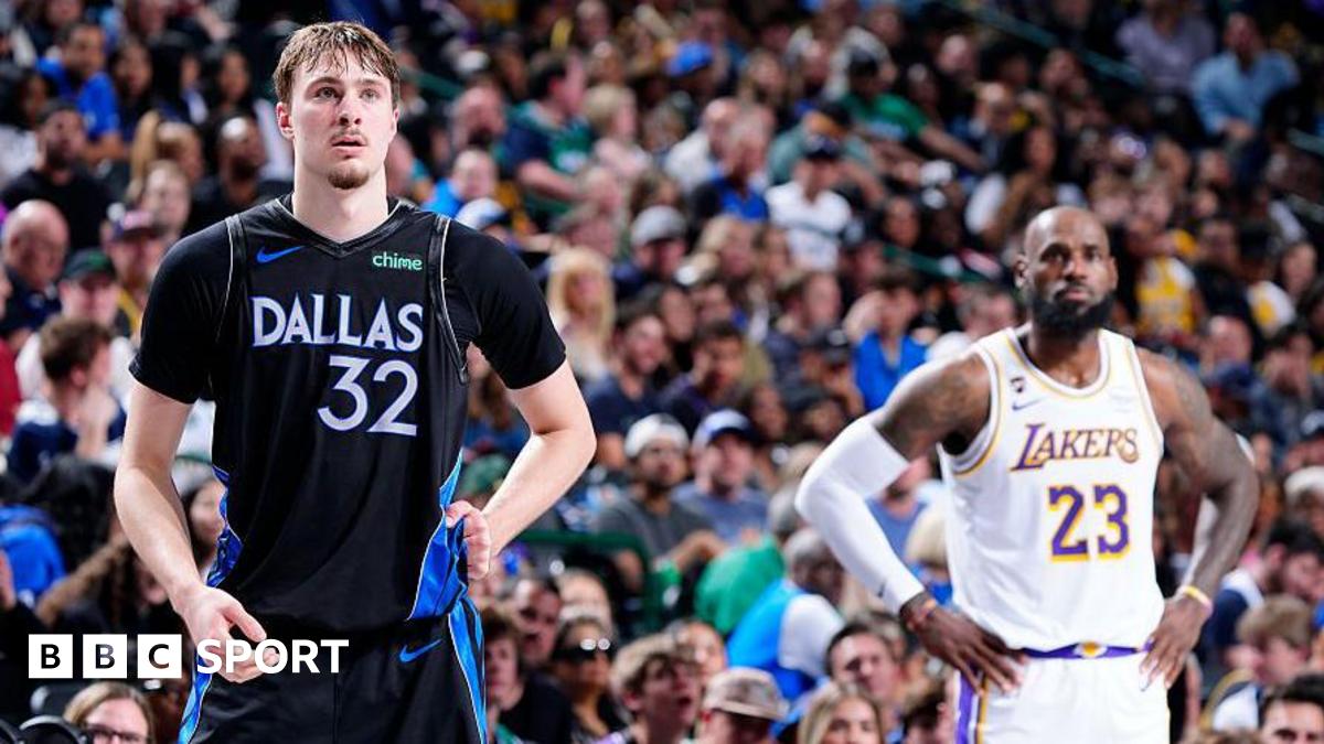 Flagg, 19, Stars With 45 Points As Mavericks Beat Lakers