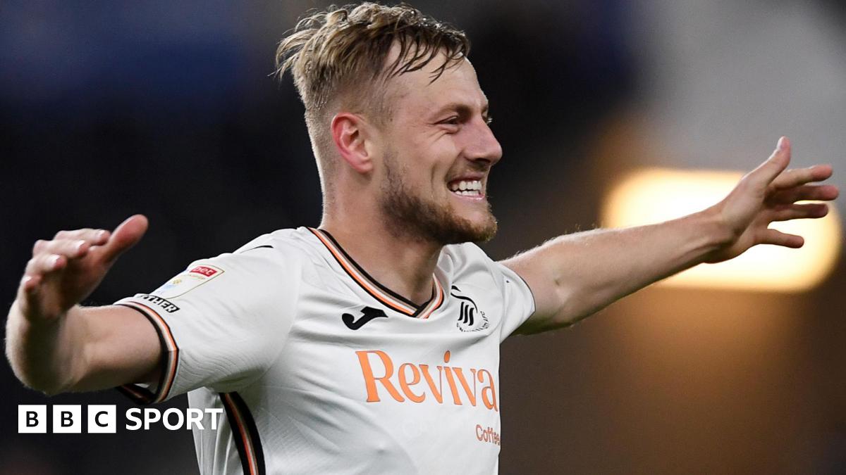 Defender Darling announces Swansea exit