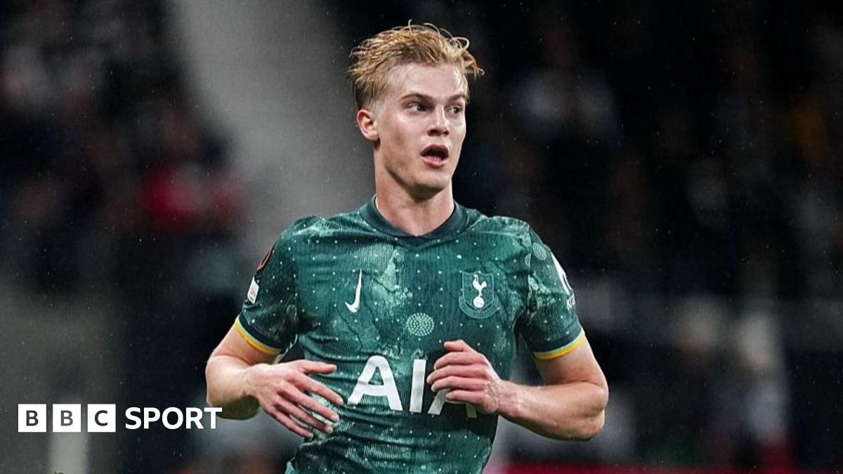 Lucas Bergvall Extends Tottenham Contract to 2031