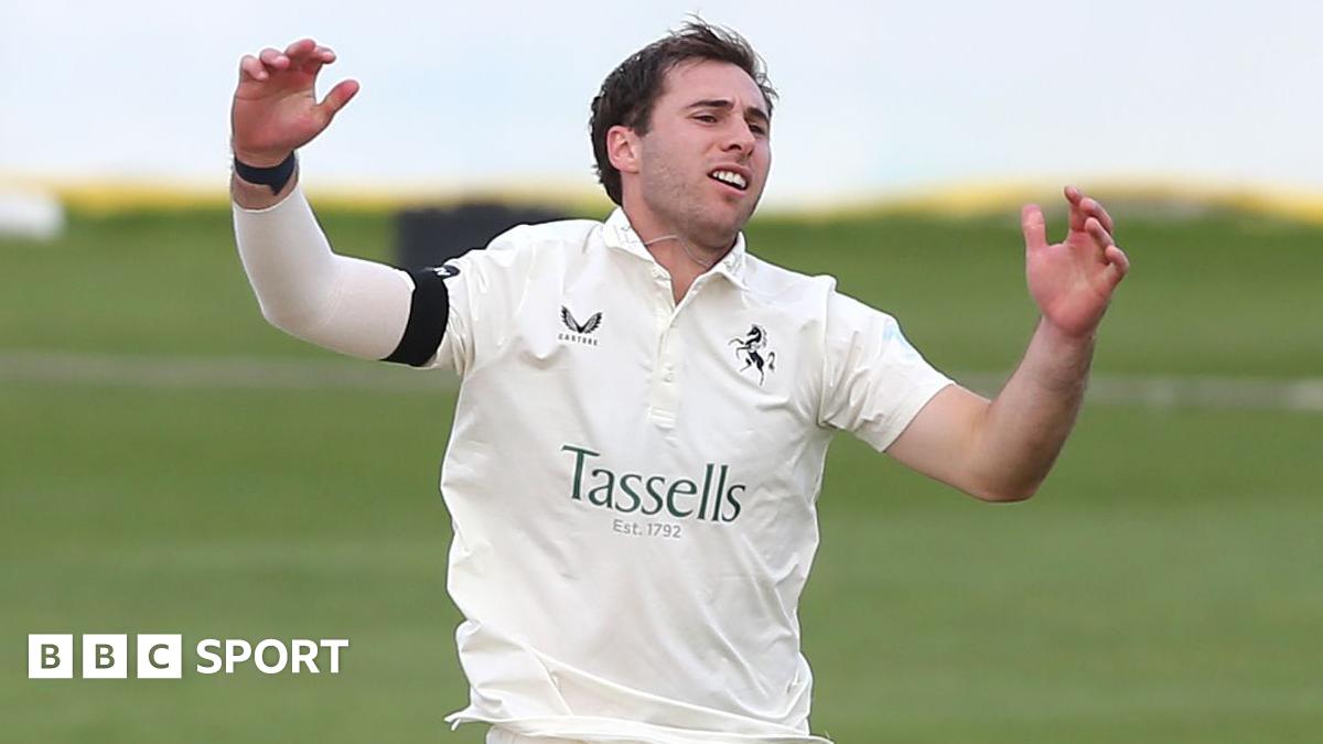 Kent bowler Cohen signs new one-year deal