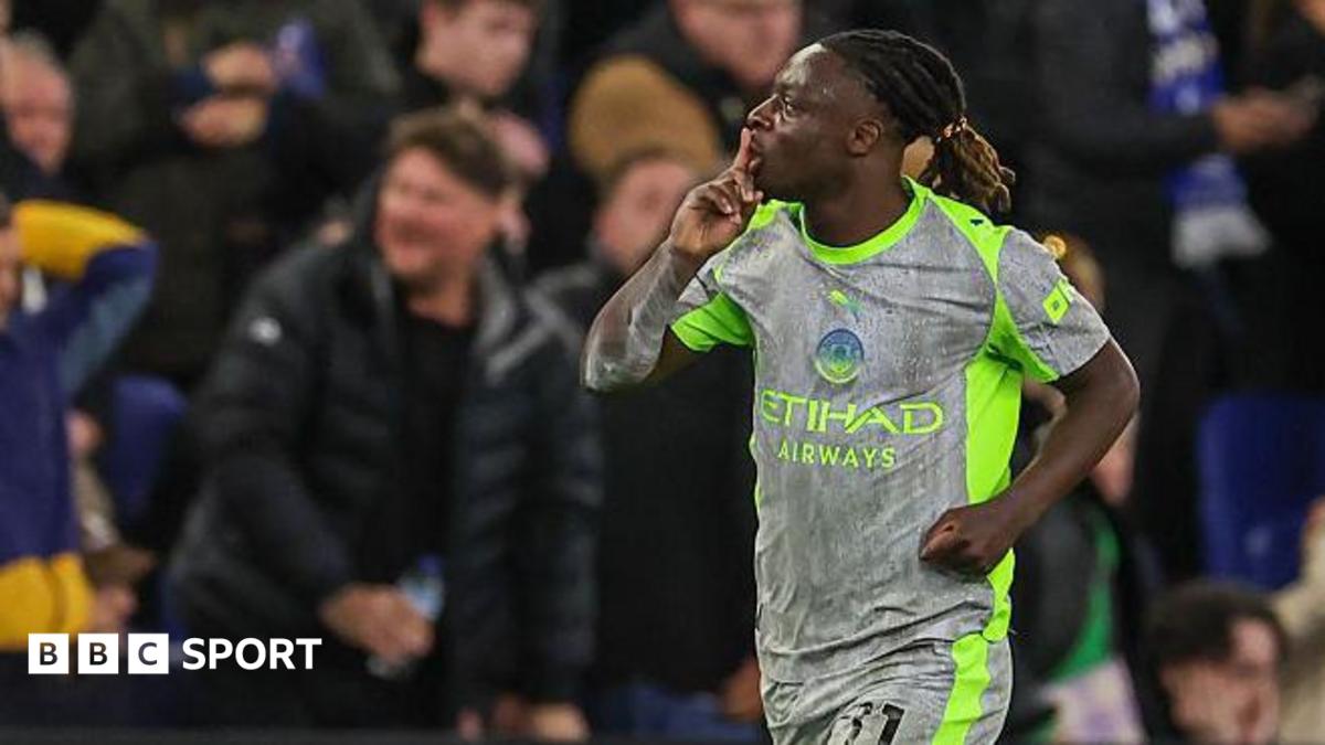 Man City news: Jeremy Doku says title race 'is not over' - BBC Sport