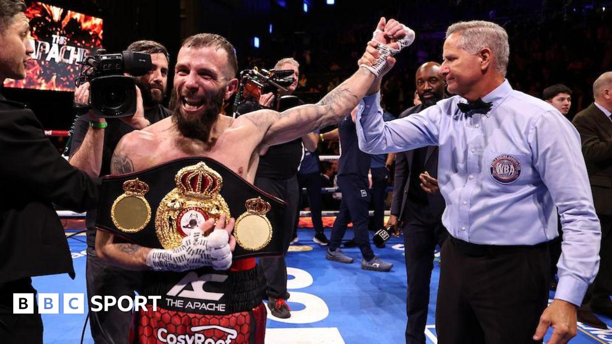 Cacace defeats Dickens to land second world title