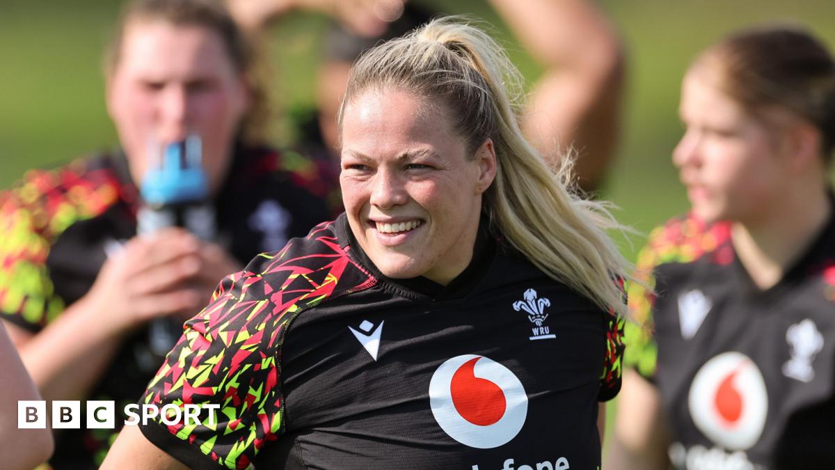 Women’s Six Nations: Wales setting up to be a winning team – Kelsey Jones