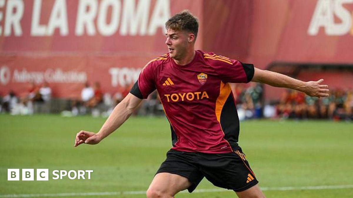 Ferguson scores 24-minute hat-trick on Roma debut