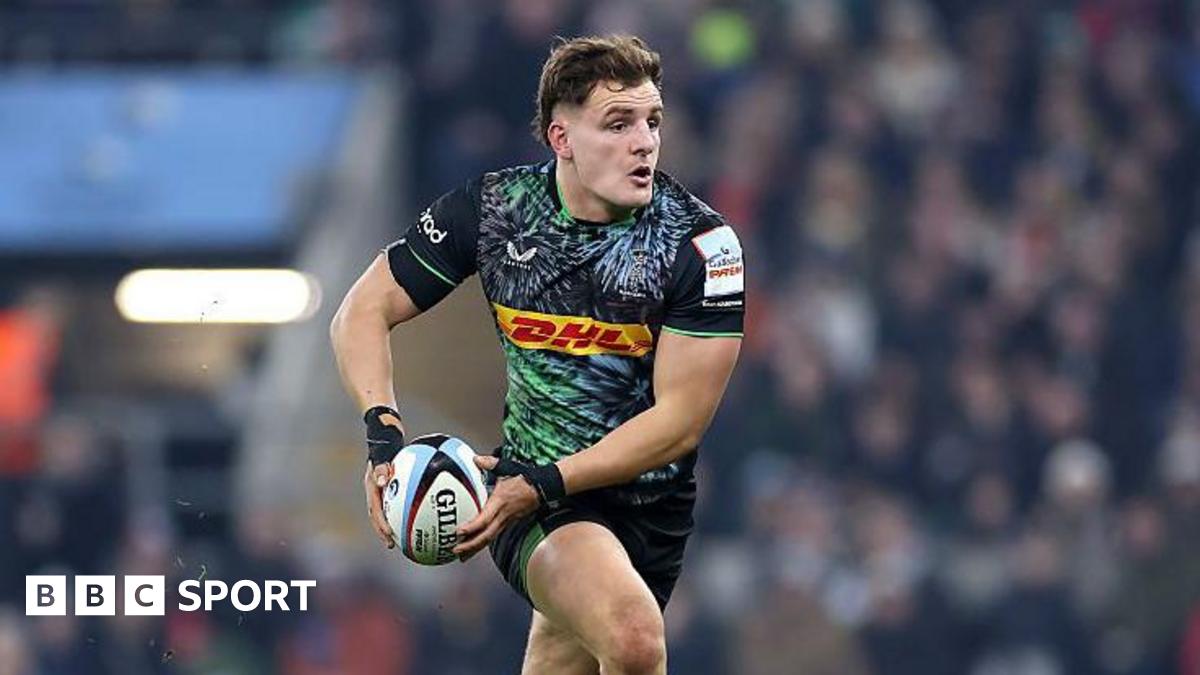 Beard facing 'extended period' out after surgery