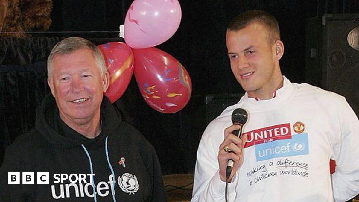 Keeper-turned-striker Steele still inspired by Ferguson rocket