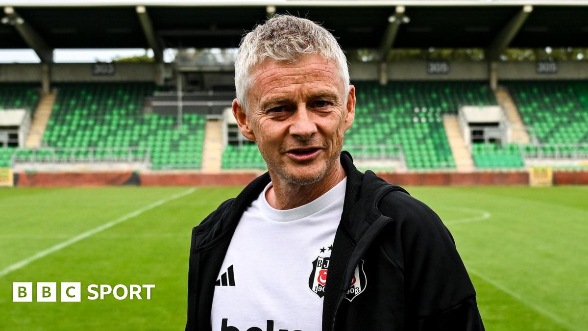 Solskjaer had 'good chats' over Republic of Ireland job