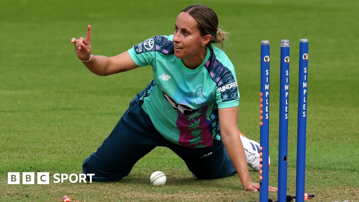 Farrant forced to retire because of back injury