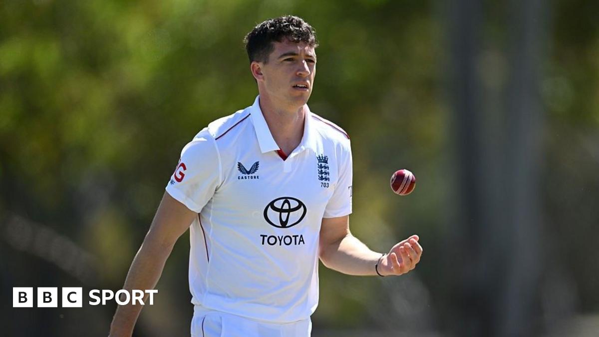 Who is Matthew Fisher and could he play in the third Test?