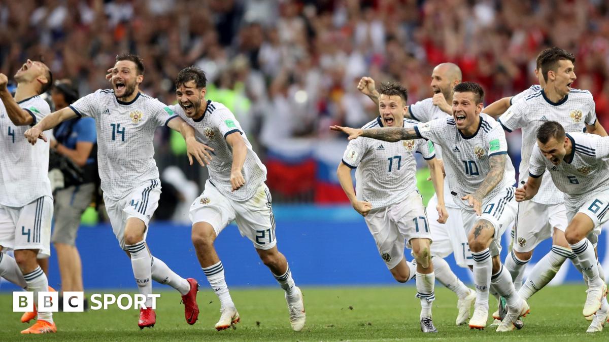 World Cup 2018: Russia reach quarter-finals after 4-3 penalty shootout ...