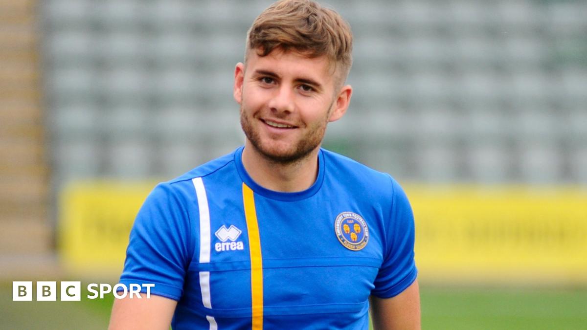 Joe Riley: Defender approved Plymouth Argyle deal on wedding day - BBC ...