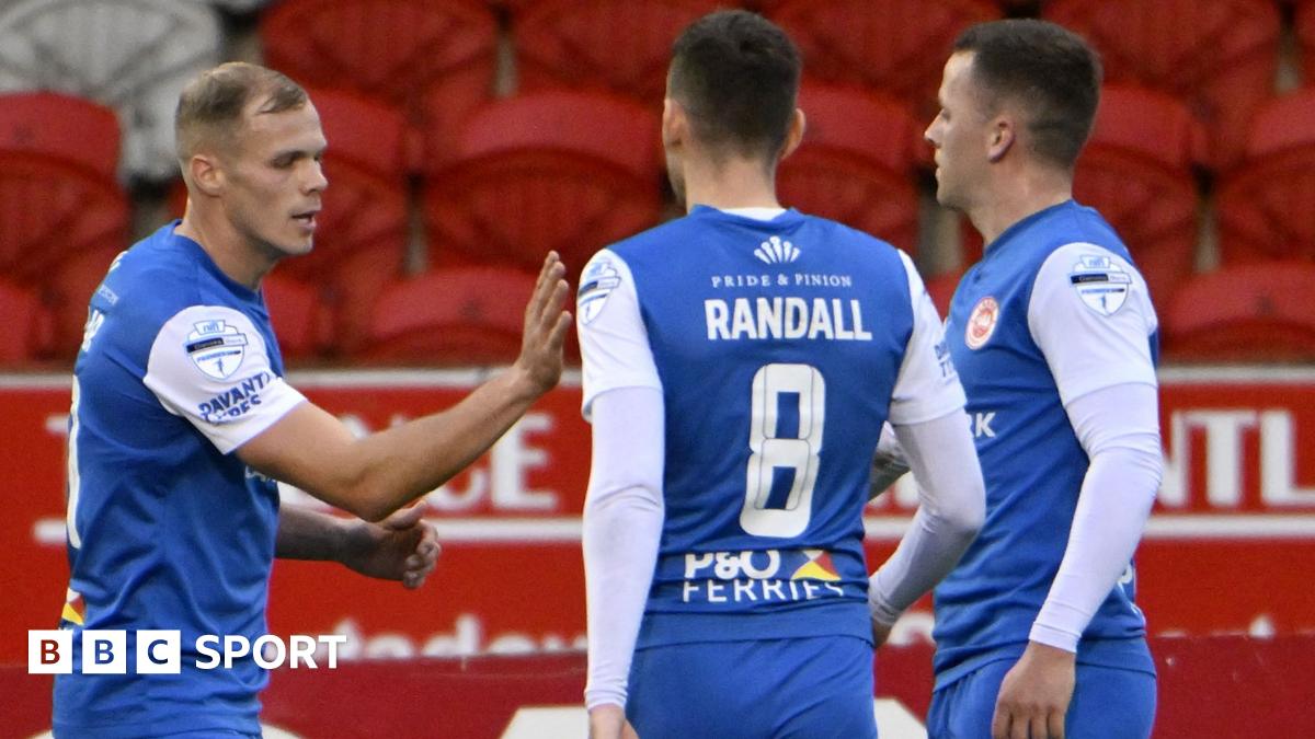 Irish Premiership: Larne back on top as Cliftonville and Linfield win ...